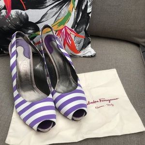 Salvatore Ferragamo size 9